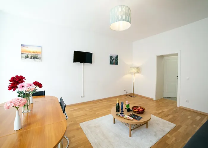Apartment Stylish With Free Parking
